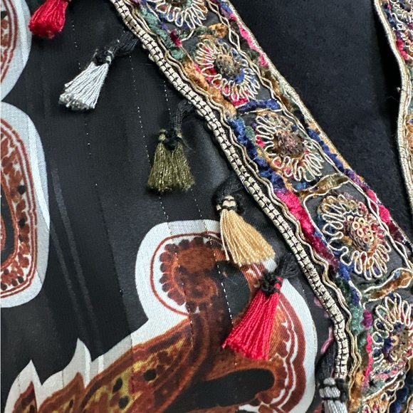 Luxe Moda NWOT Women's Multicolor Shimmery Sheer 3/4 Sleeve Blouse Medium - Picture 6 of 6